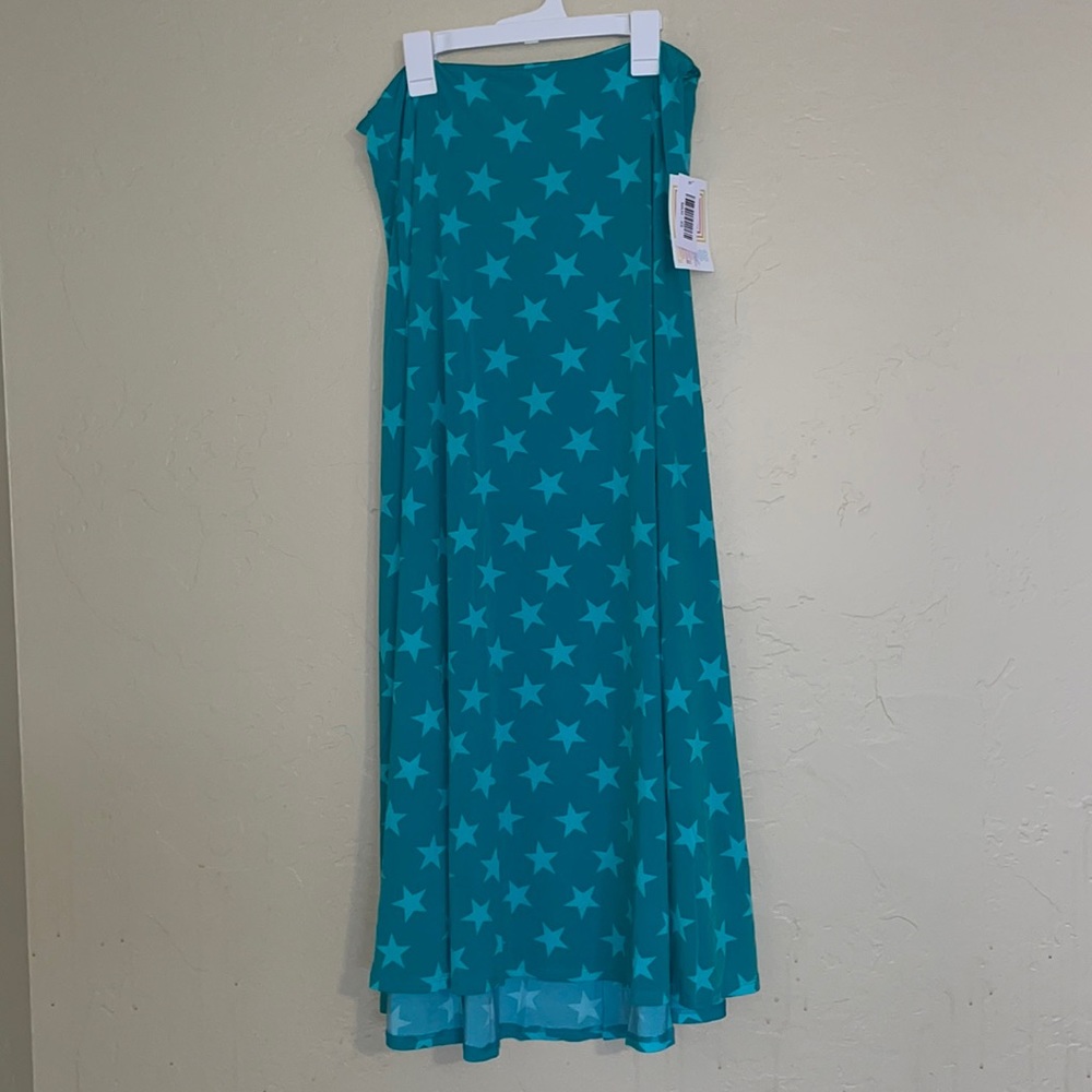 NWT LuLaRoe Maxi green with stars
